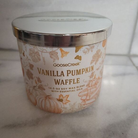 GOOSE CREEK  VANILLA PUMPKIN WAFFLE SOY WAX  LARGE 3-WICK CANDLE 14.5 oz - Picture 1 of 6